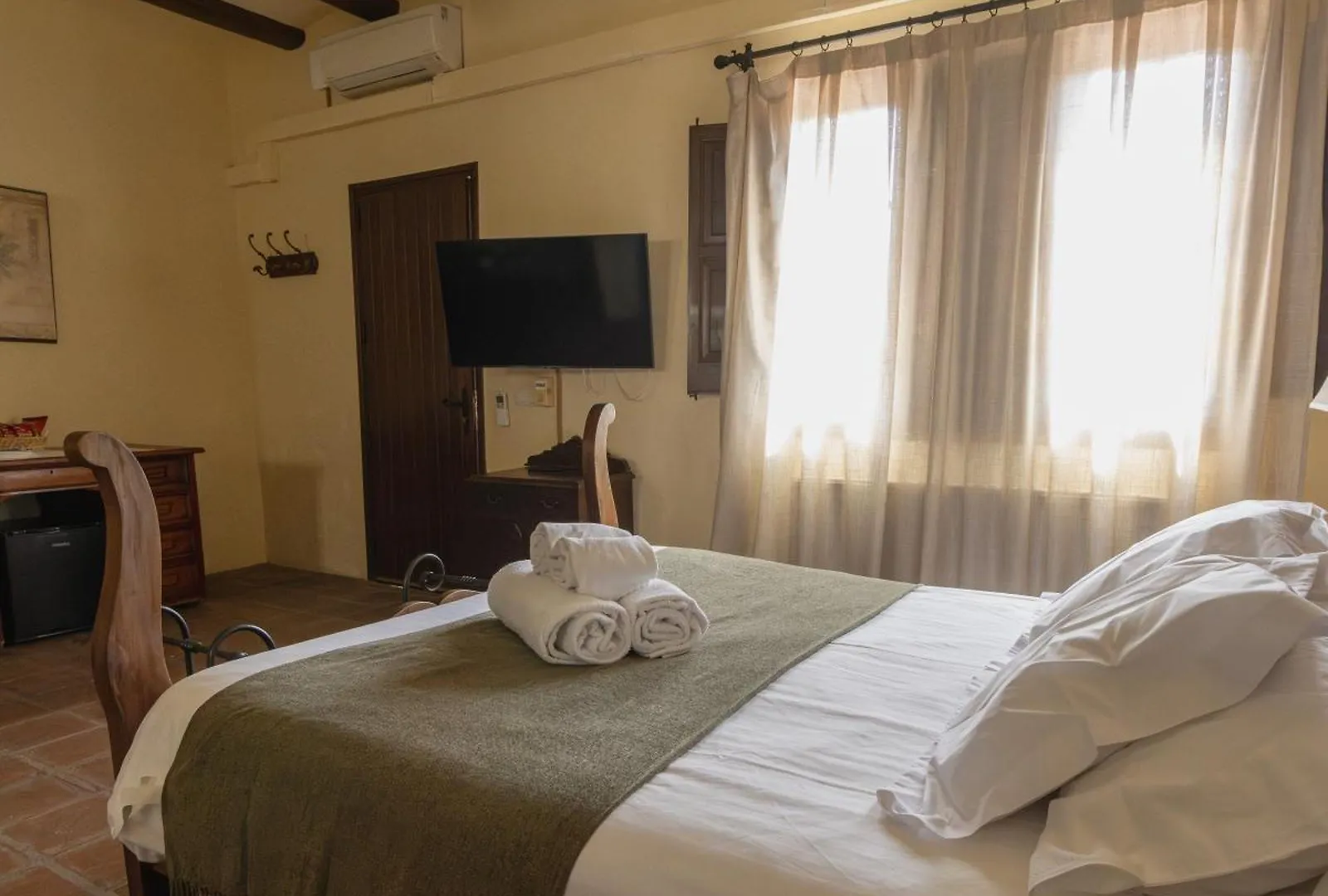 Hostal La Riera De Peratallada 0*,  España