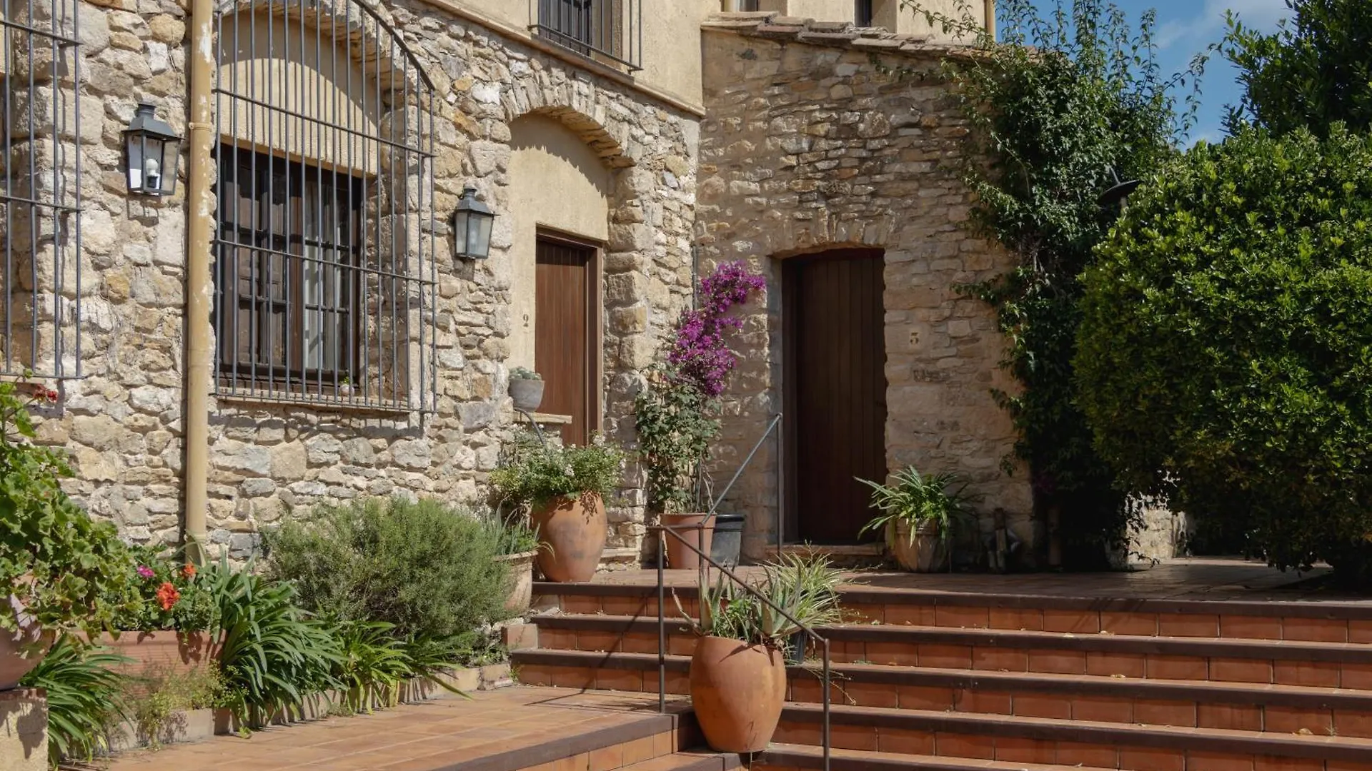 Hostal La Riera De Peratallada Pensión